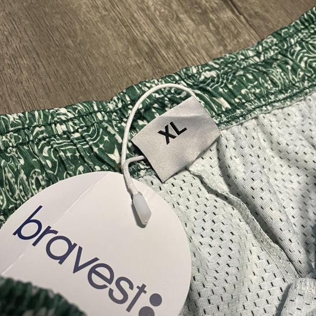 BRAVEST STUDIOS PAISLEY SHORTS GREEN - des demis crampon adidas