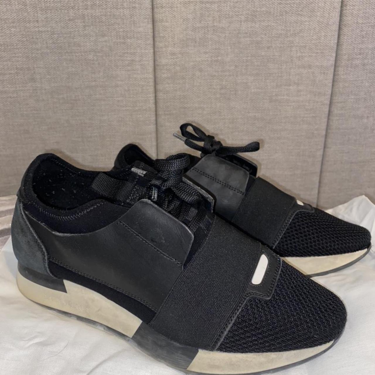 trainers black and white