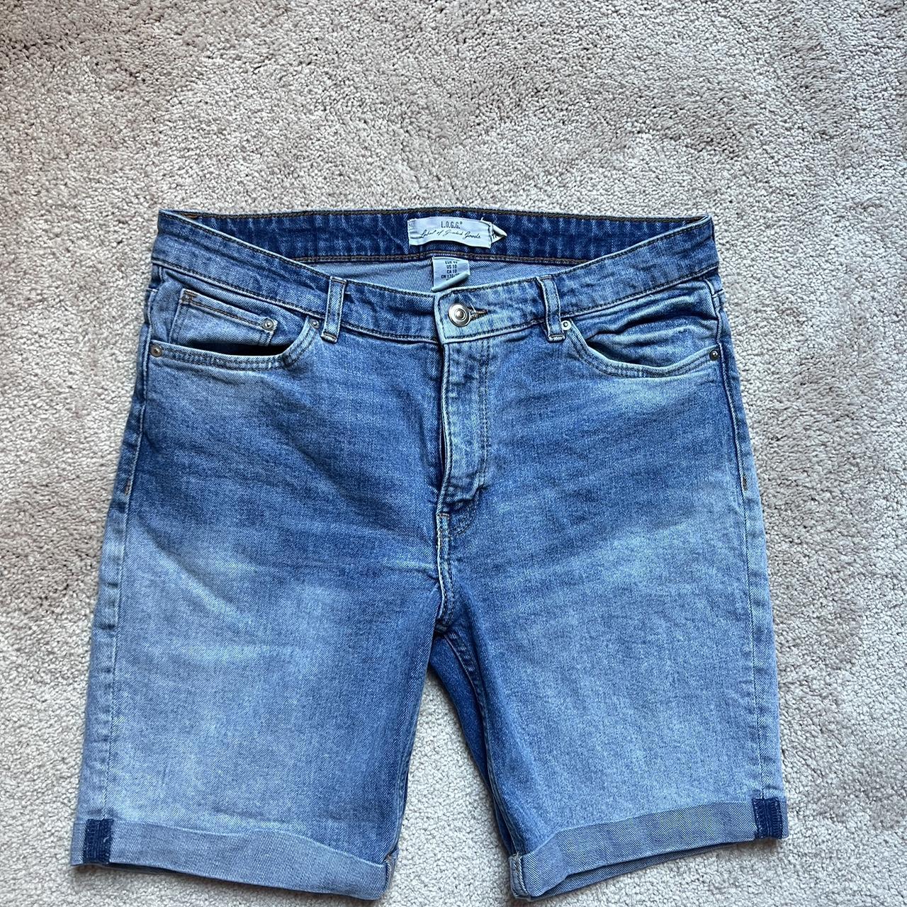 H&M Women's Blue and Navy Shorts | Depop