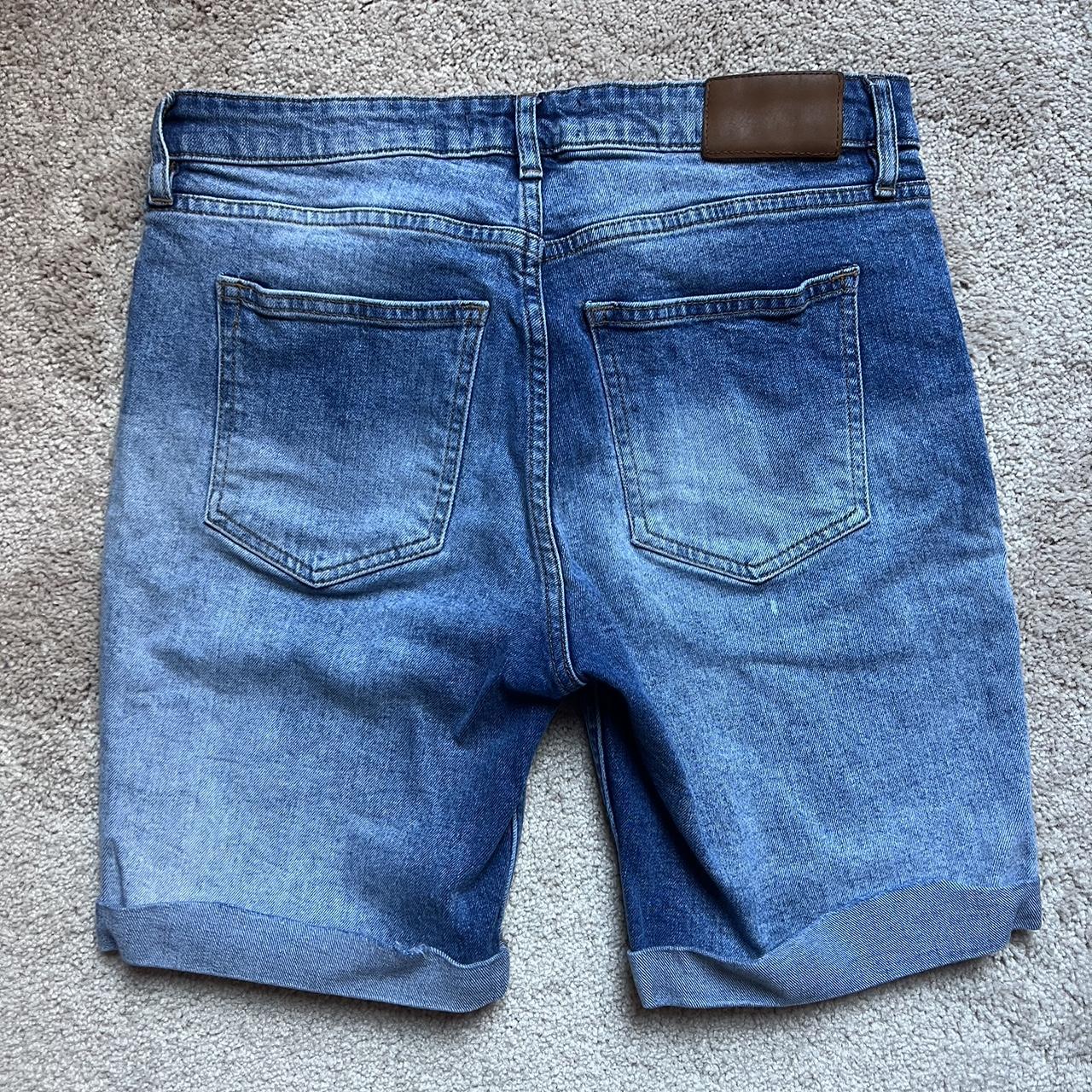 H&M Women's Blue and Navy Shorts Depop
