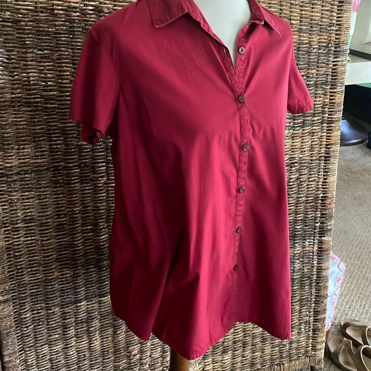 Perfect lightweight Button down casual 1/4in sleeve... - Depop