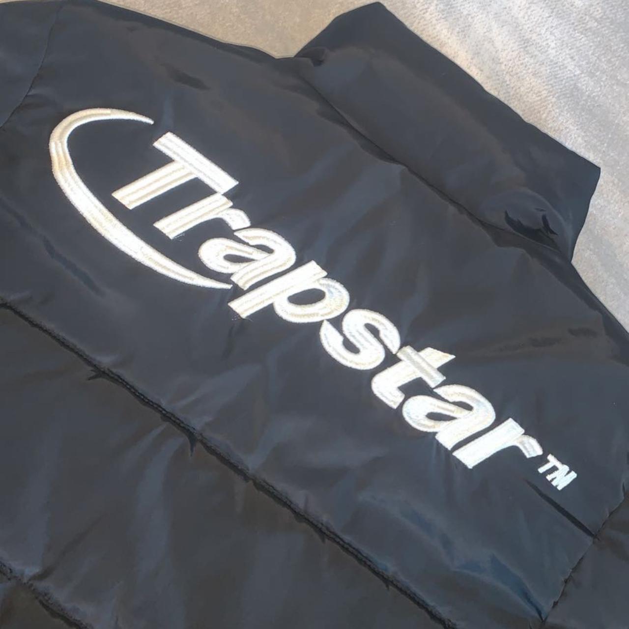 Mens Trapstar Hyperdrive black puffer jacket/coat, - Depop