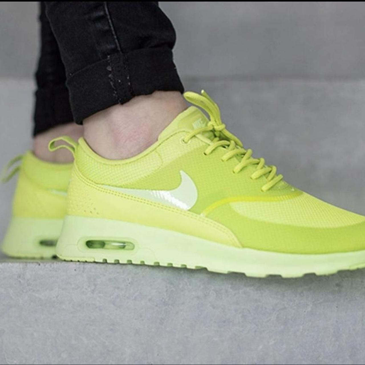 Nike cortez 2. Nike air force 1 yellow. Nike dunk yellow black. желтые найки. желтые найки.