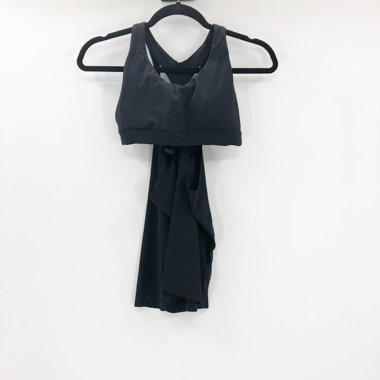 Athleta Women's Black Vest Depop