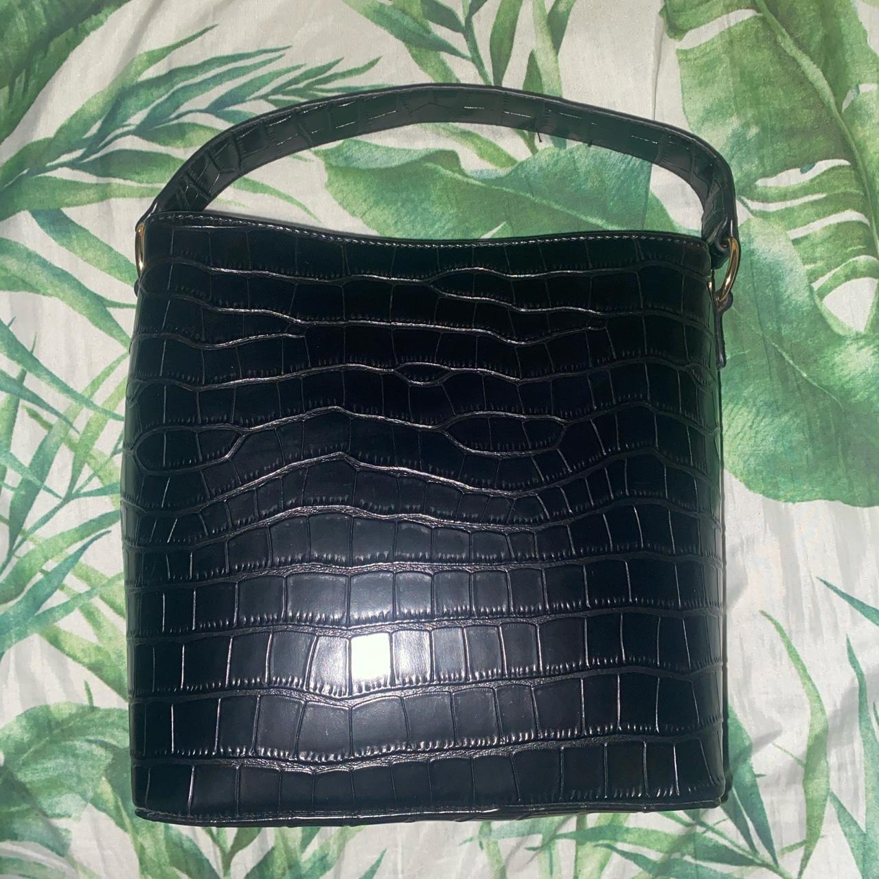 Faux snakeskin outlet handbags