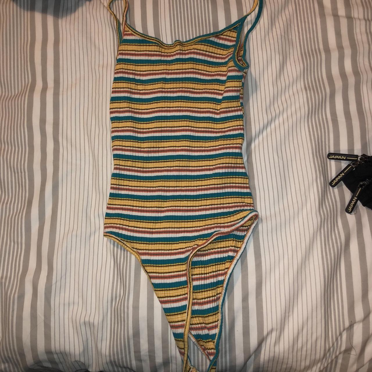 Yellow One-piece Swimsuit With Thin Straps and Low Back 
