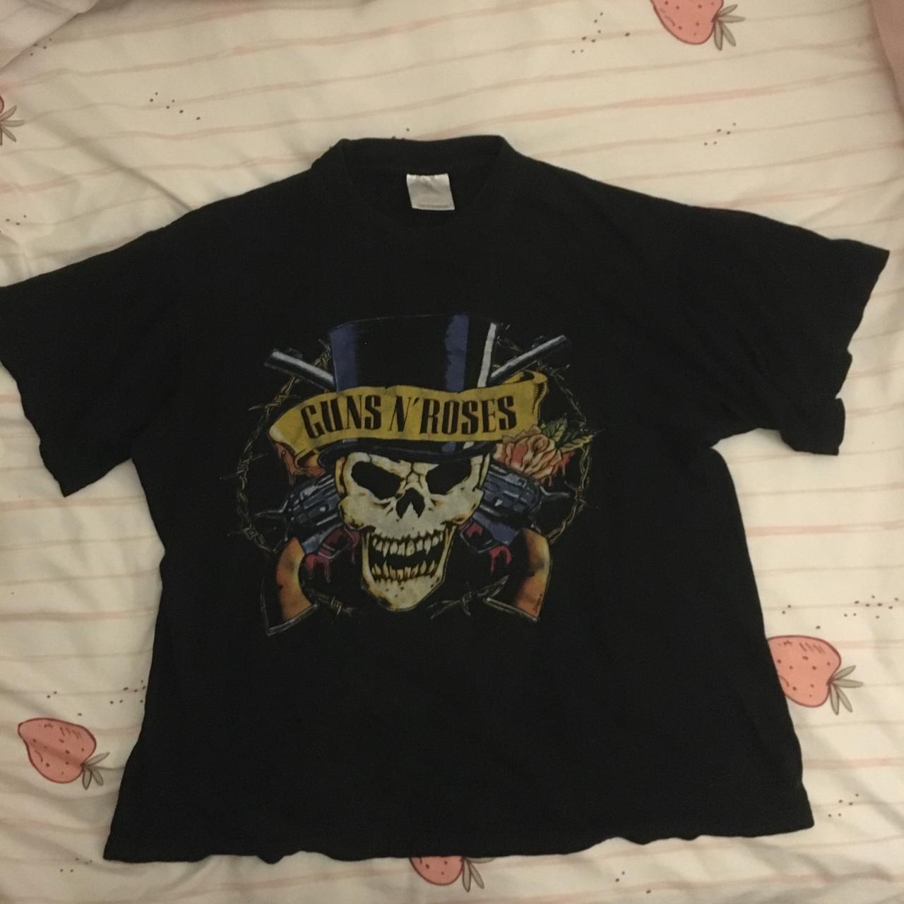 guns n roses band tshirt mens size m its a little... - Depop