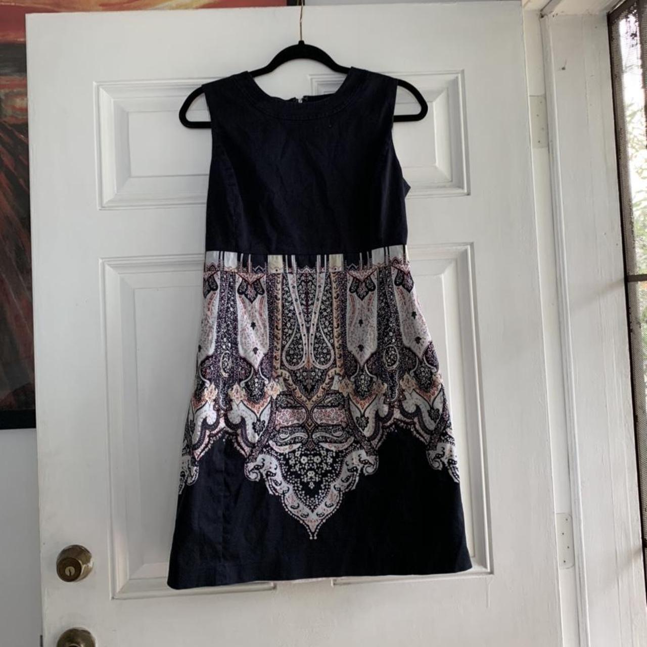 Tahari black paisley dress- doesn’t have size tag... - Depop