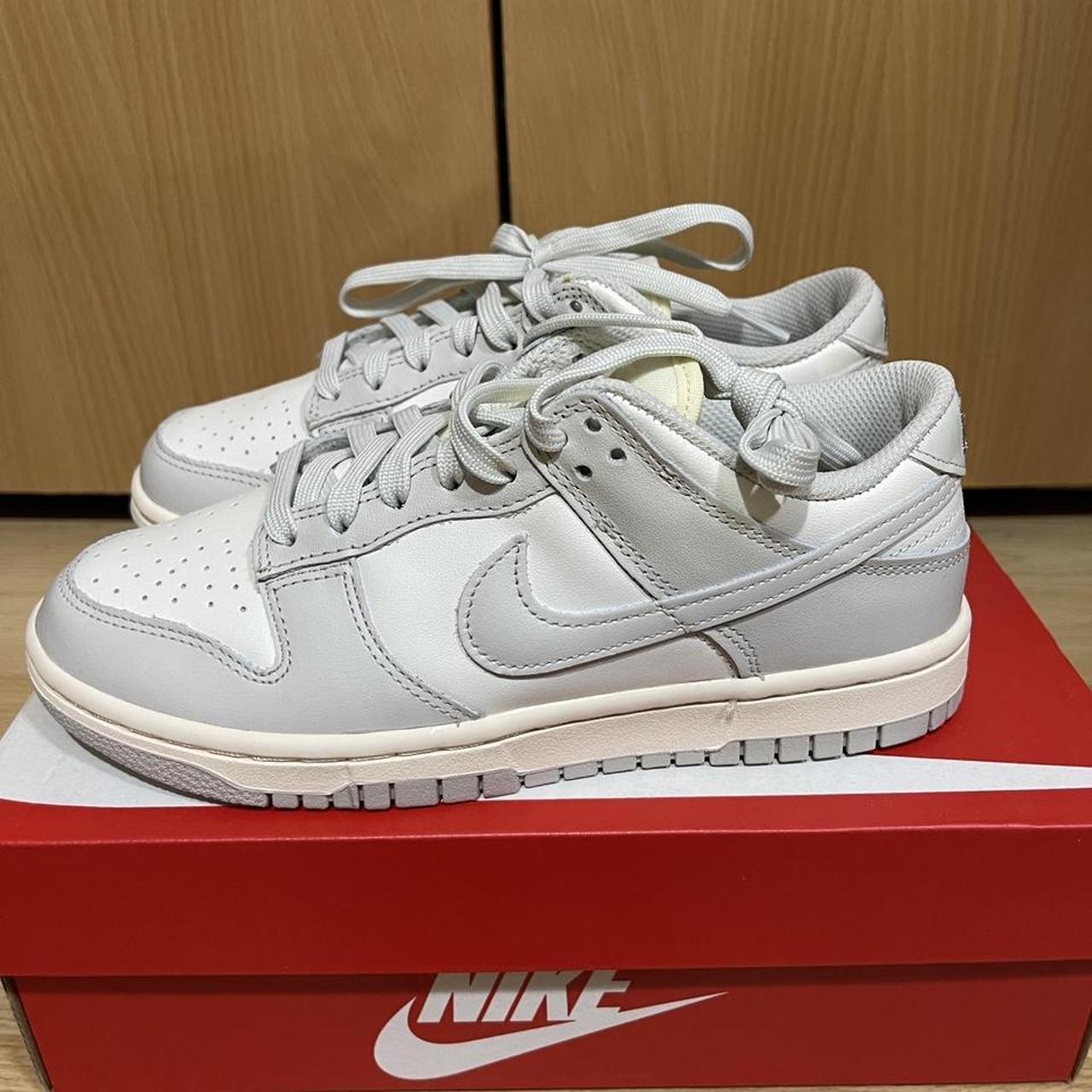 Nike Women's Grey and White Trainers | Depop