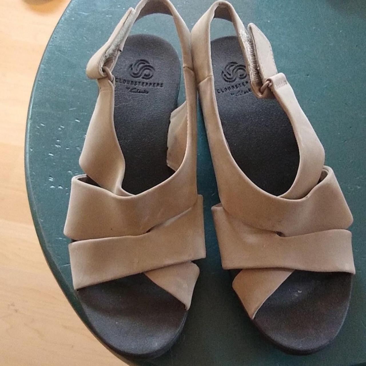 Clarks Cloudsteppers slingback sandal EUC 🔸Size... - Depop