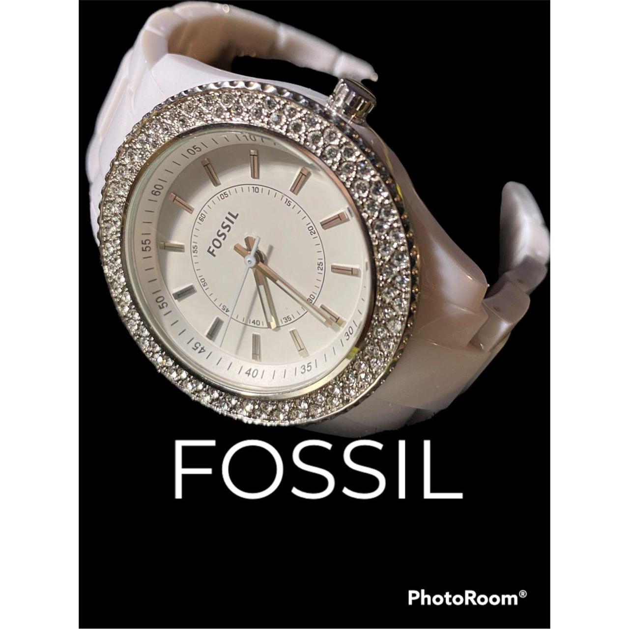 Product Image 1 - Fossil White Resin with Rhinestone