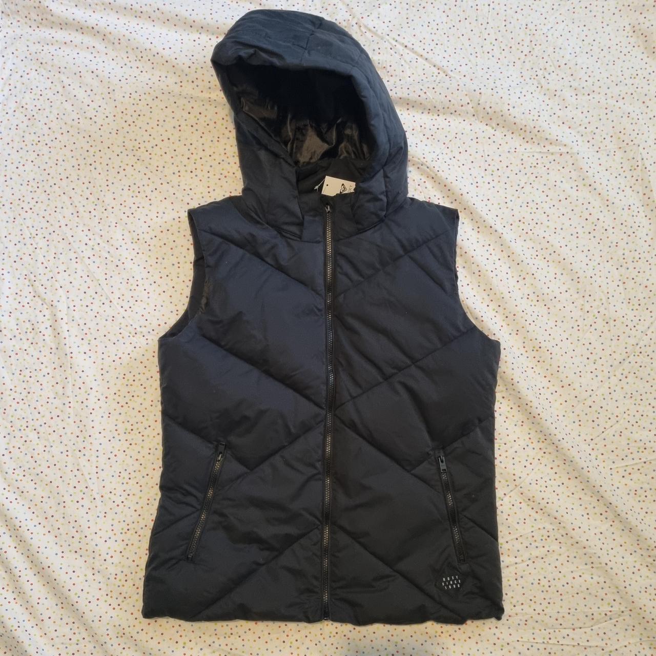Roxy puffer hooded vest. Size L (12/14) - Depop