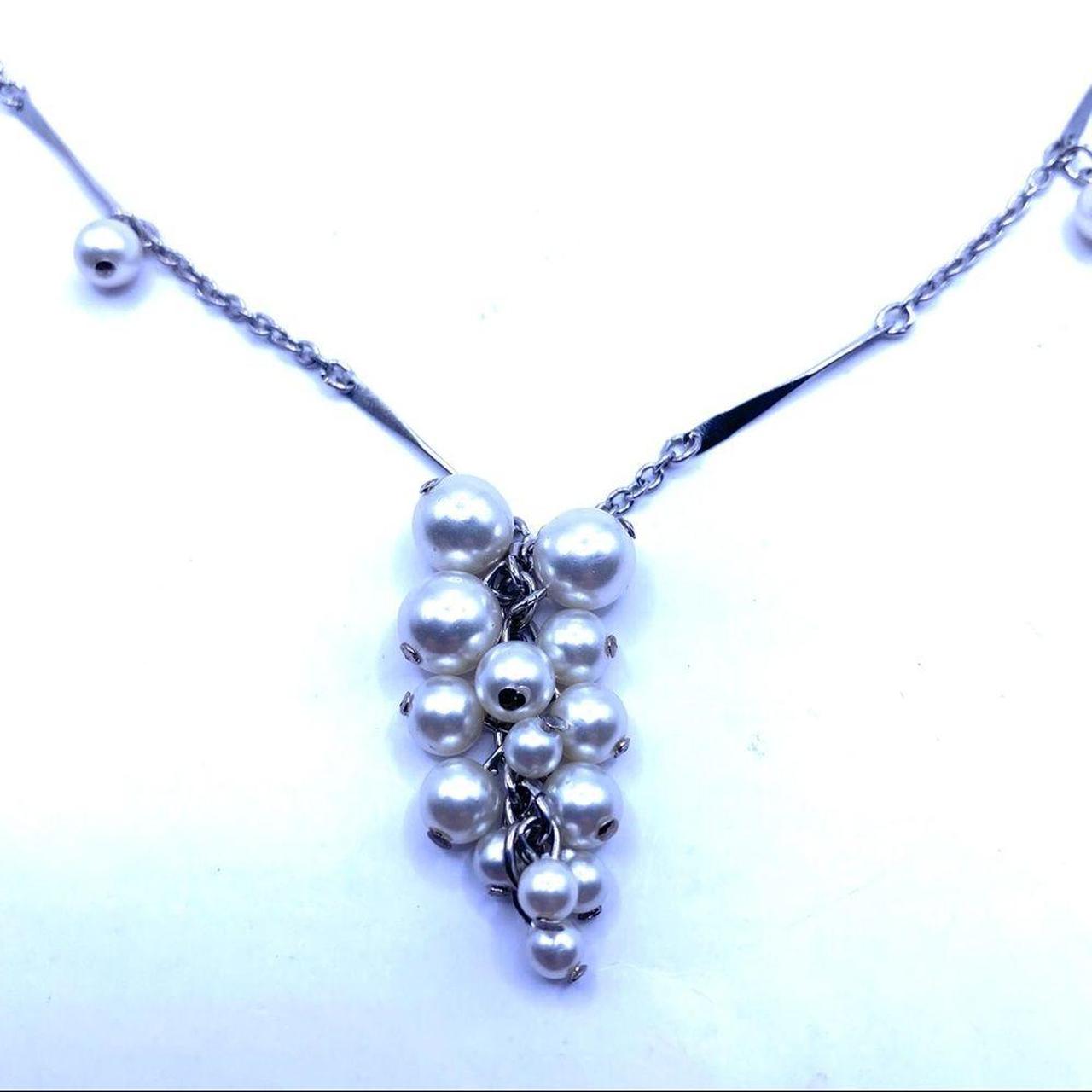 Product Image 4 - Paradise Glass Pearl Necklace 
18