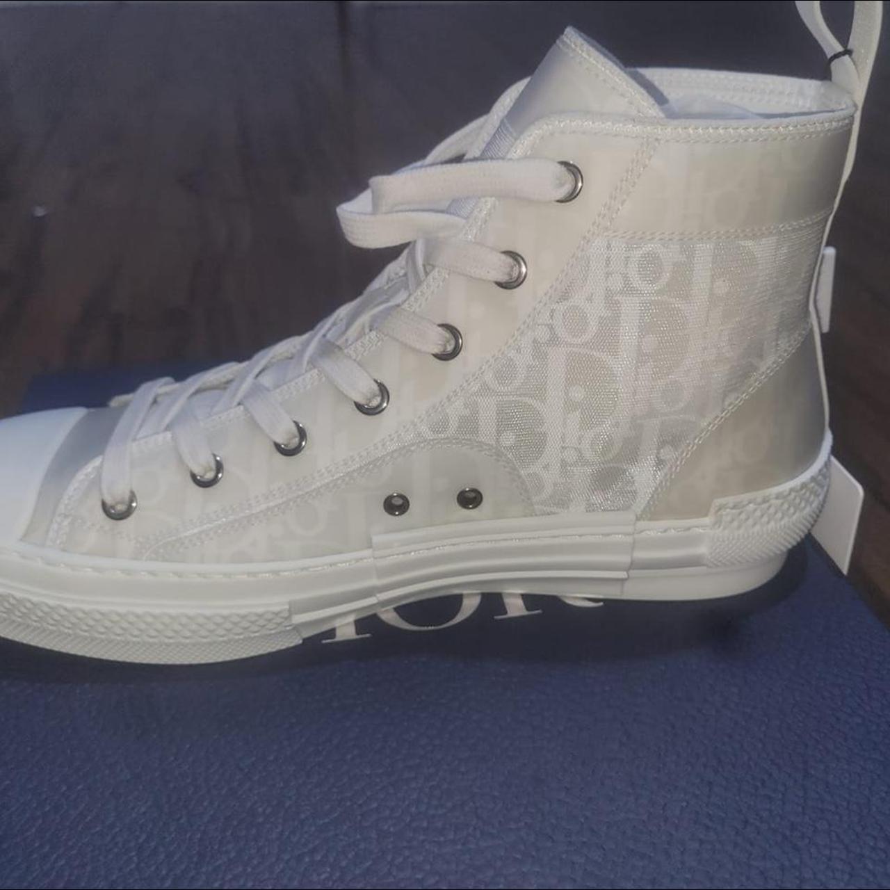 b23 high top sneakers