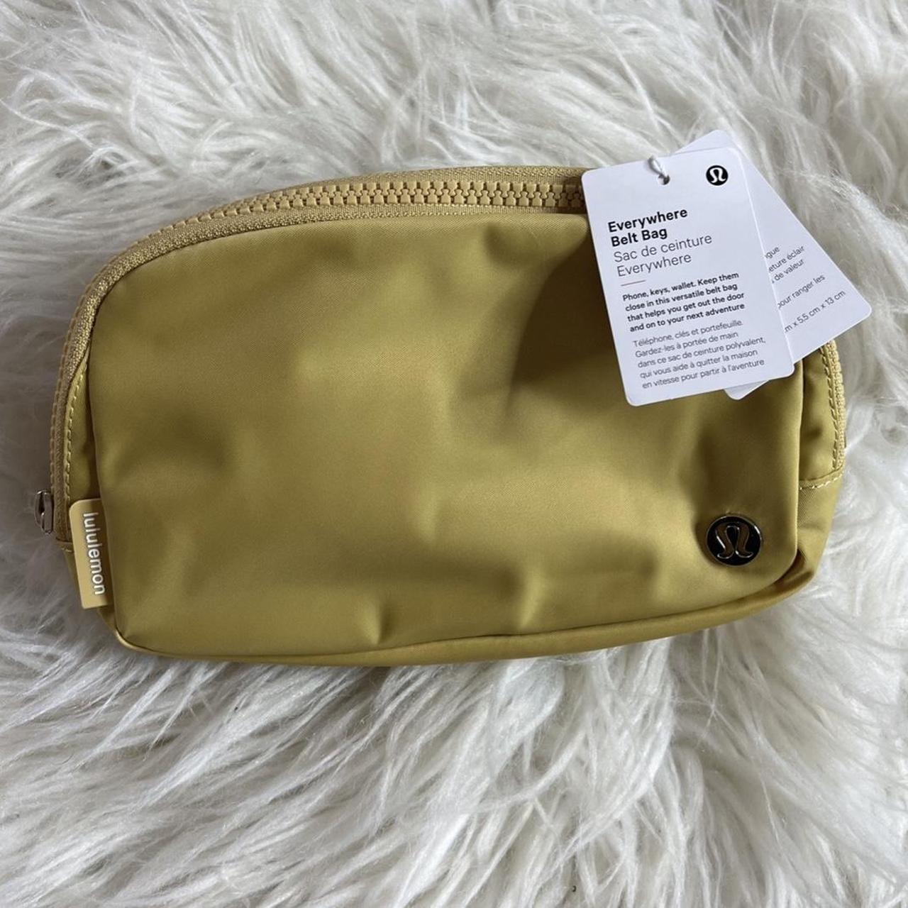 Lululemon Everywhere Belt newest Bag Original Honey Lemon