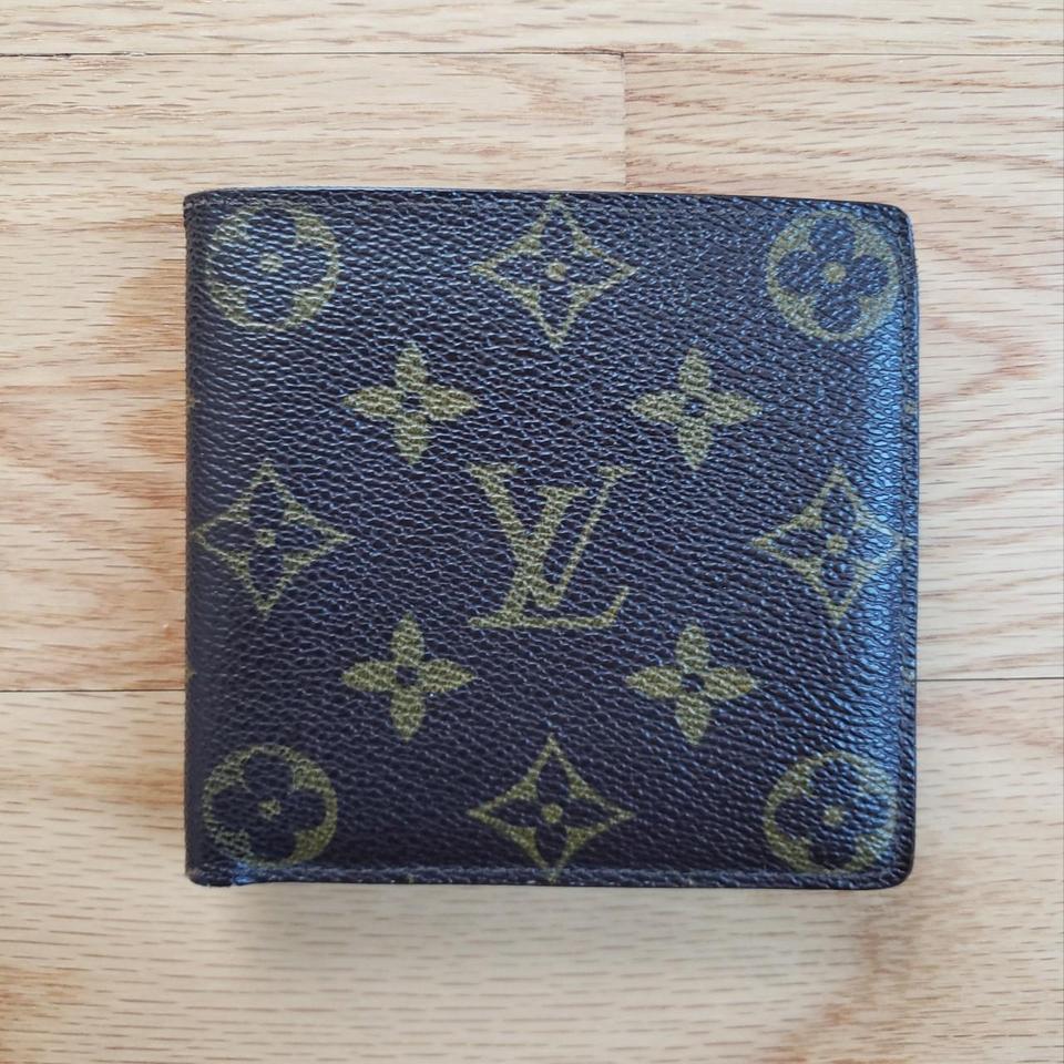 Louis Vuitton wallet Wristlet 100% Authentic.  - Depop