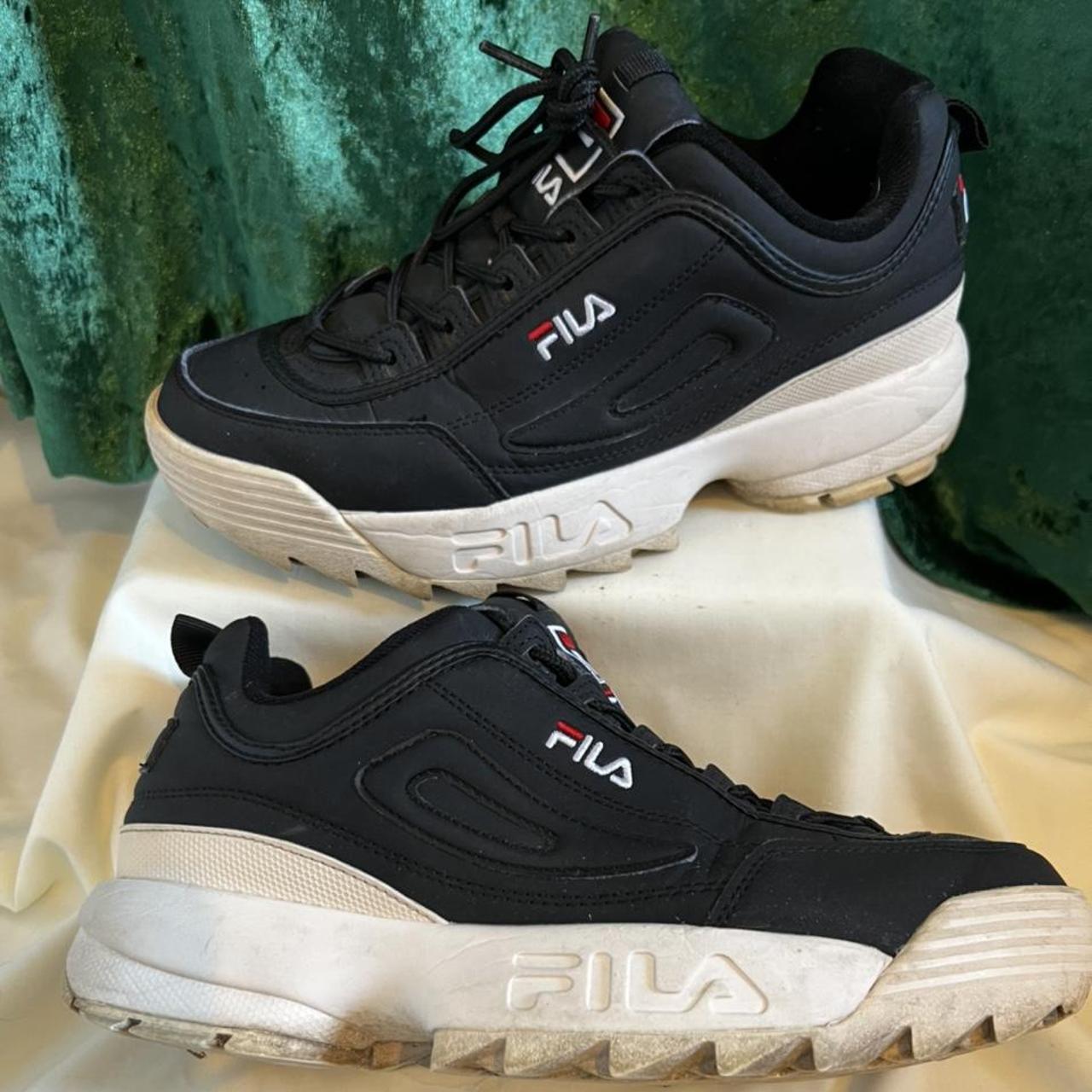 fila disruptor size 6.5