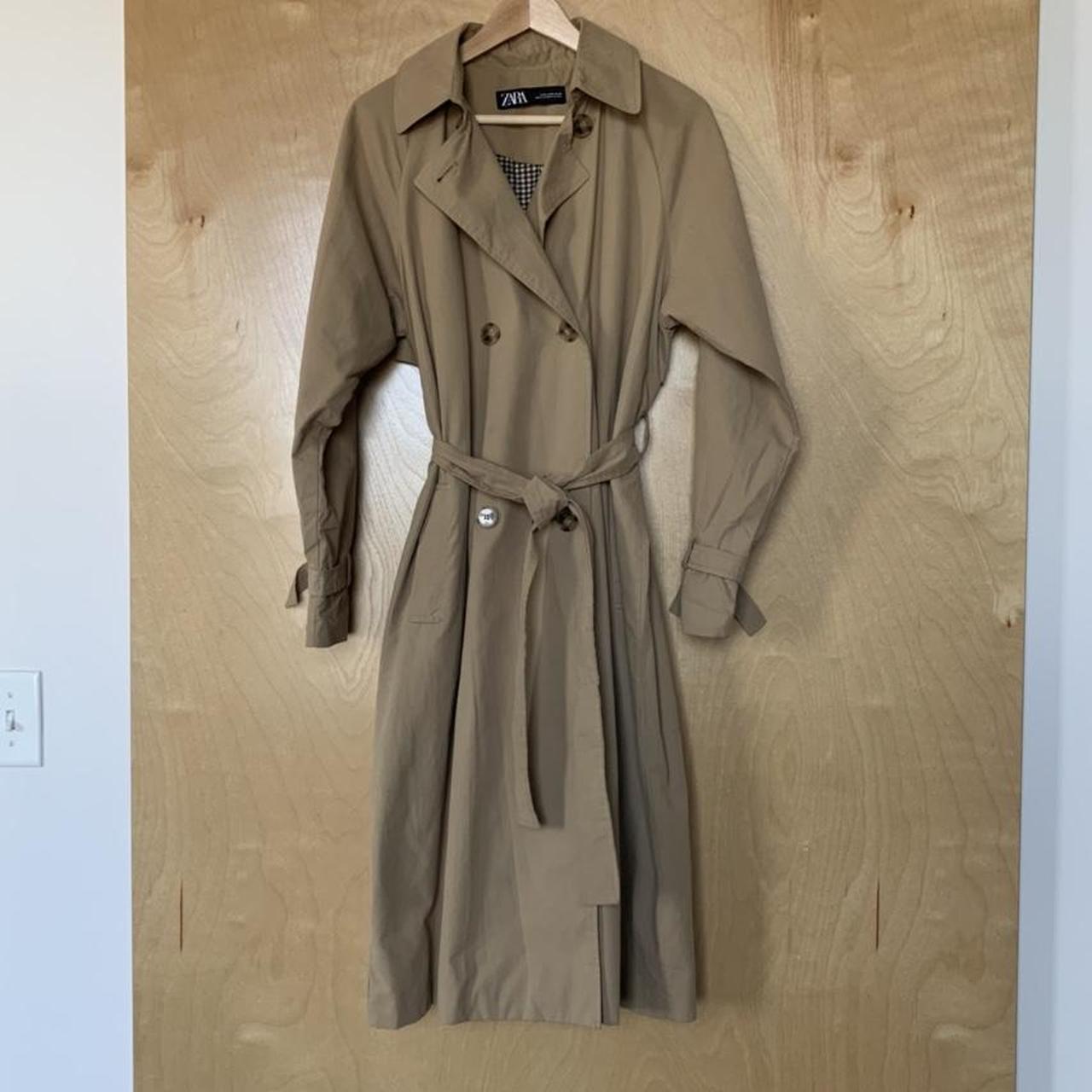 Zara Women's Brown and Tan Coat | Depop