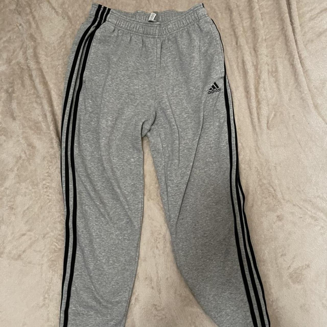 Gray/Grey Adidas Sweatpants 🪨 Size: Medium Ⓜ️ Good... - Depop