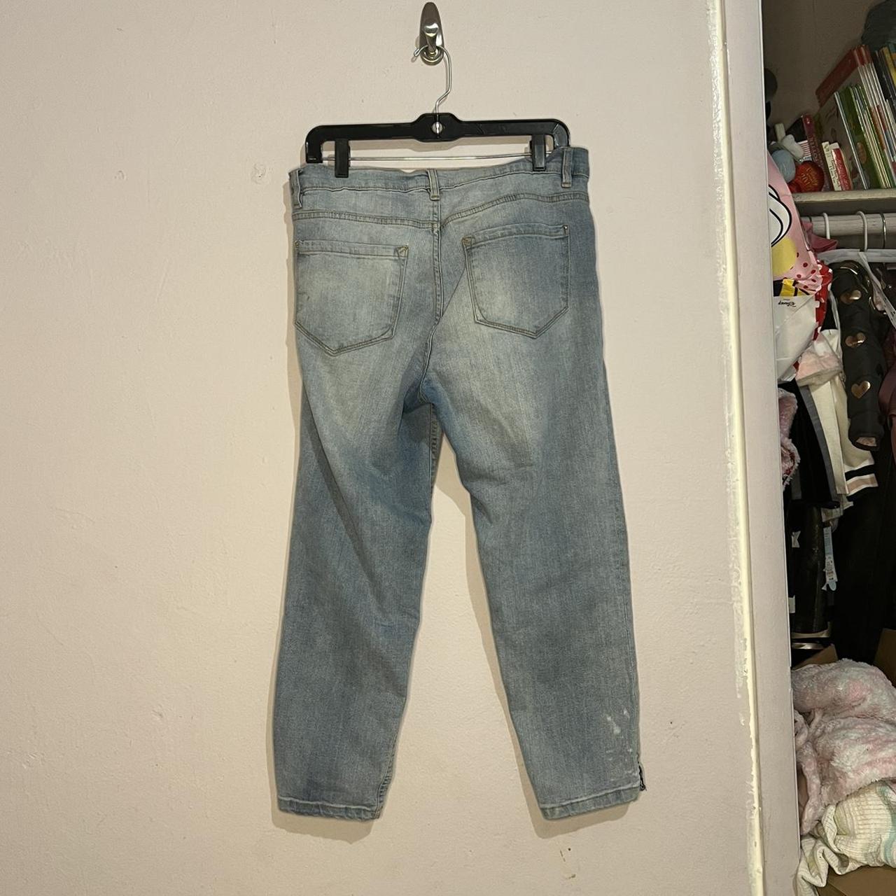 Product Image 2 - Kensie Jeans Ankle Length
Light wash