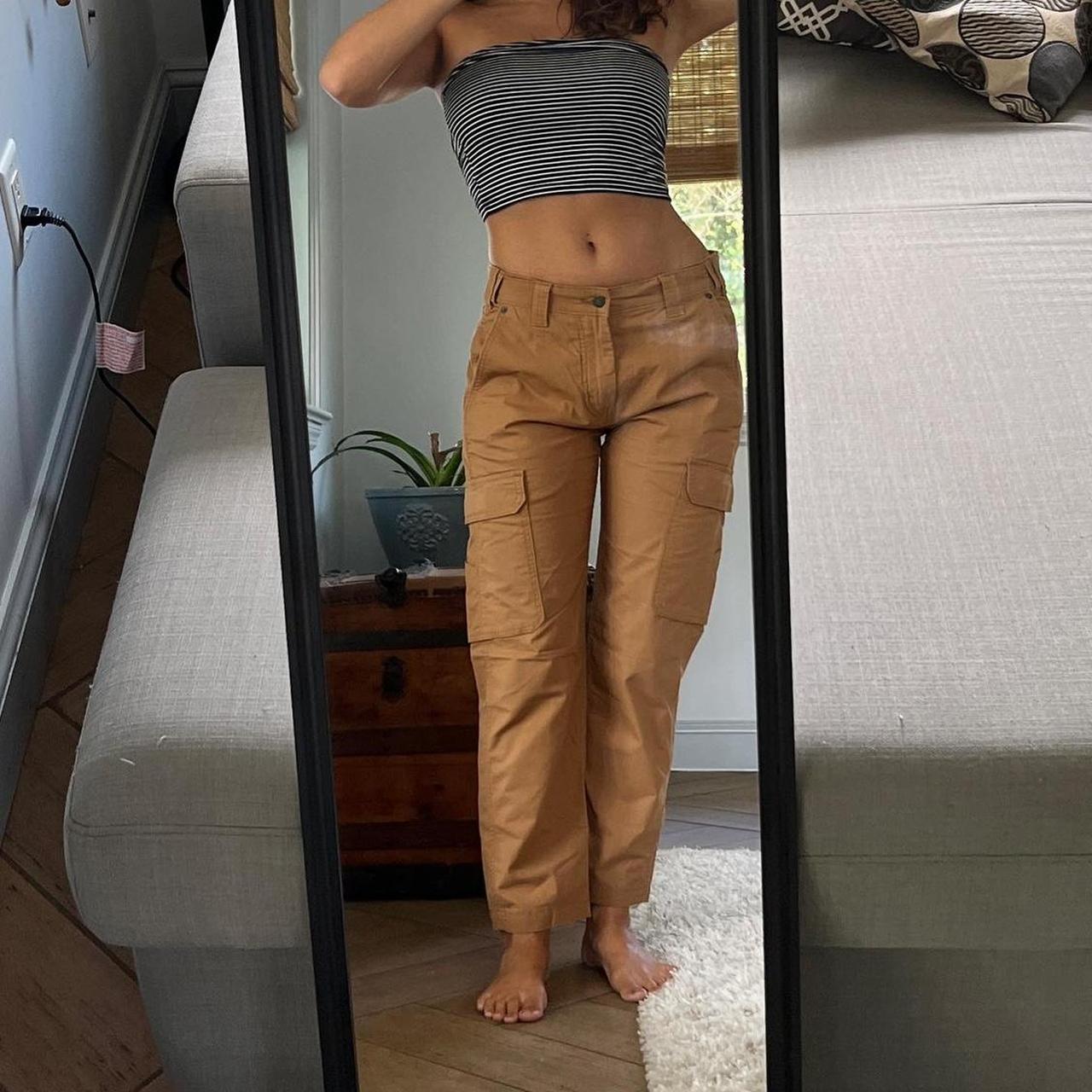 Levi's Women's Tan and Khaki Trousers | Depop