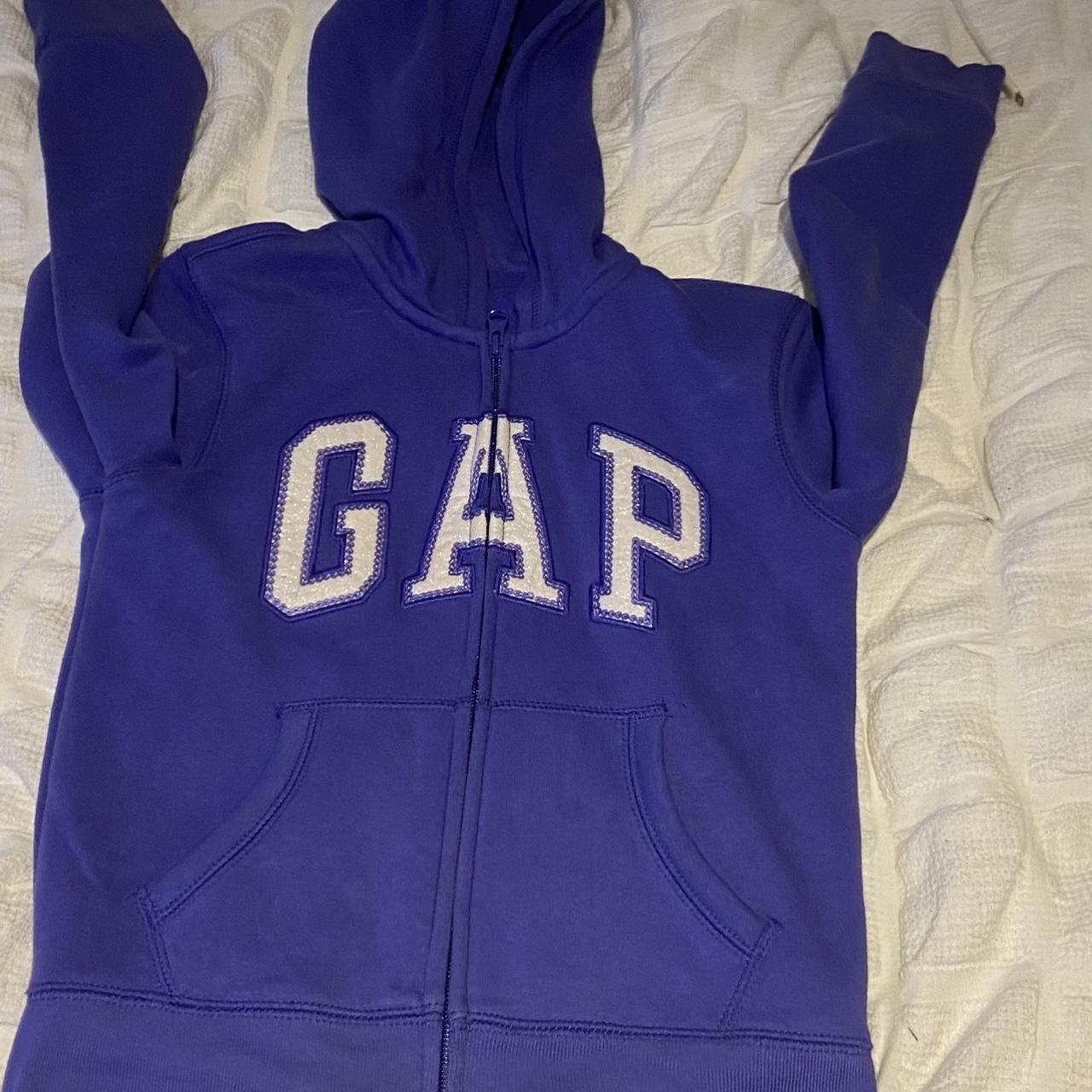 Extremely cute kids gap purple and white glittery... - Depop