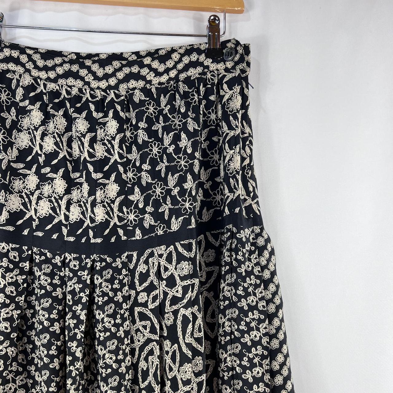 Vintage 80s 100% Silk Boho Pleated Midi Skirt - Size... - Depop