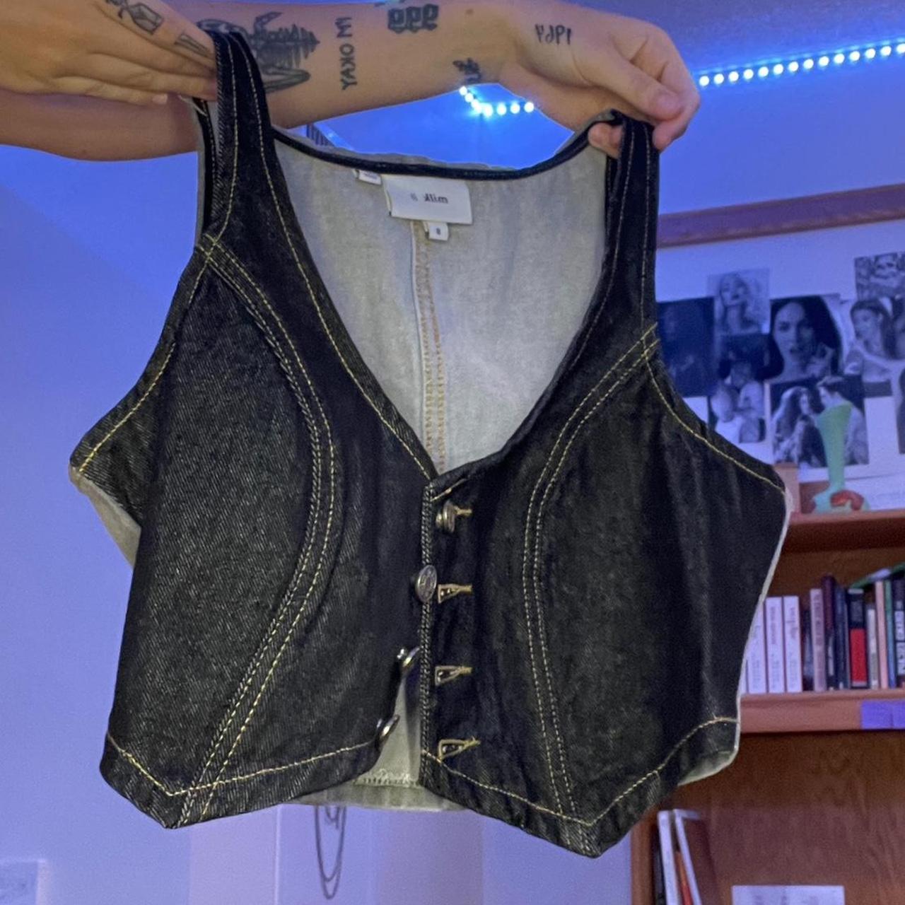 denim cropped vest - sooo cute but too small for me... - Depop