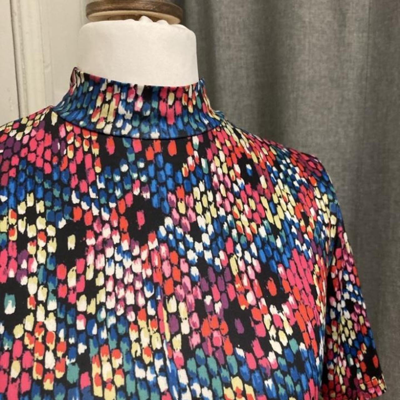 Oasis Women's Tshirt Depop