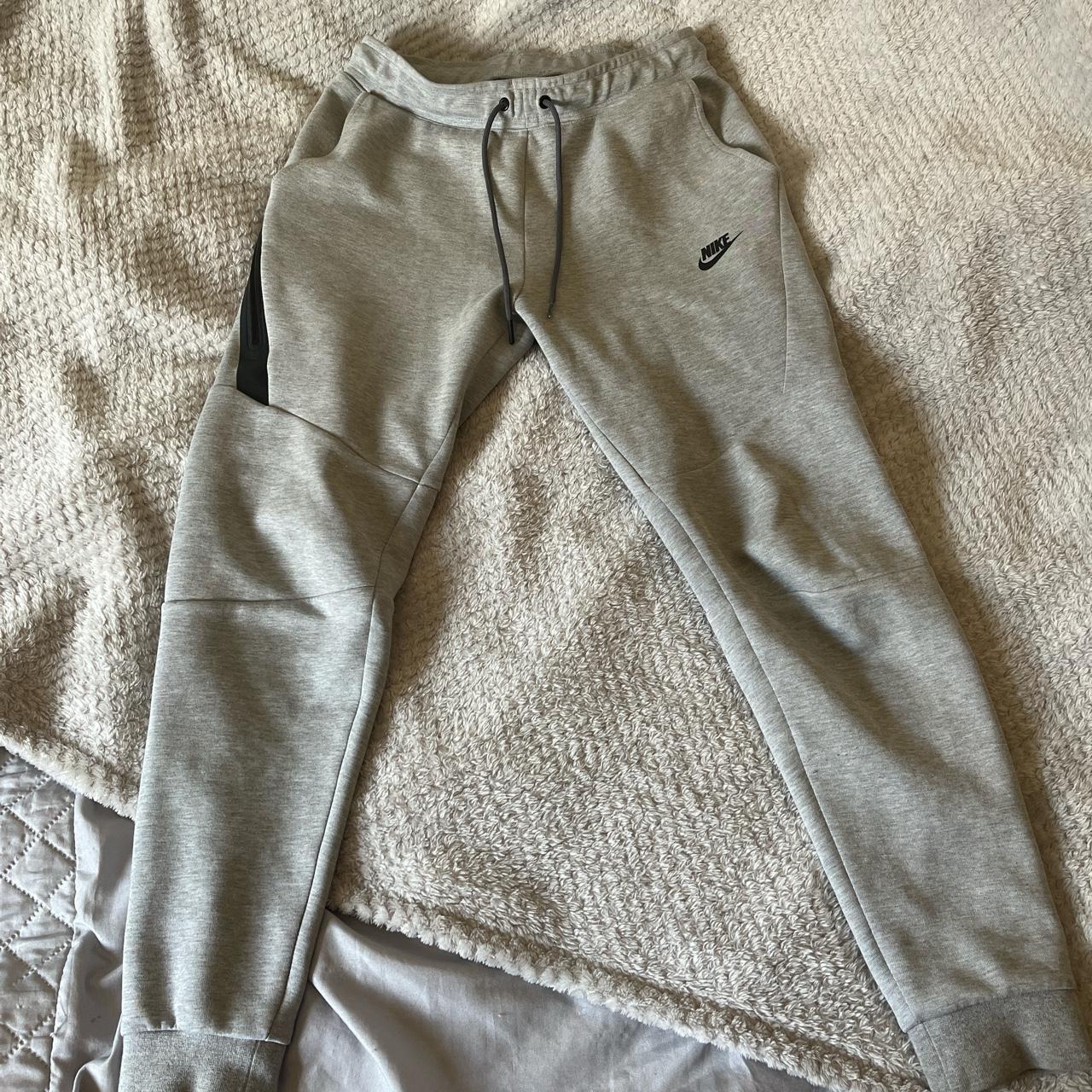 nike tech grey bottoms