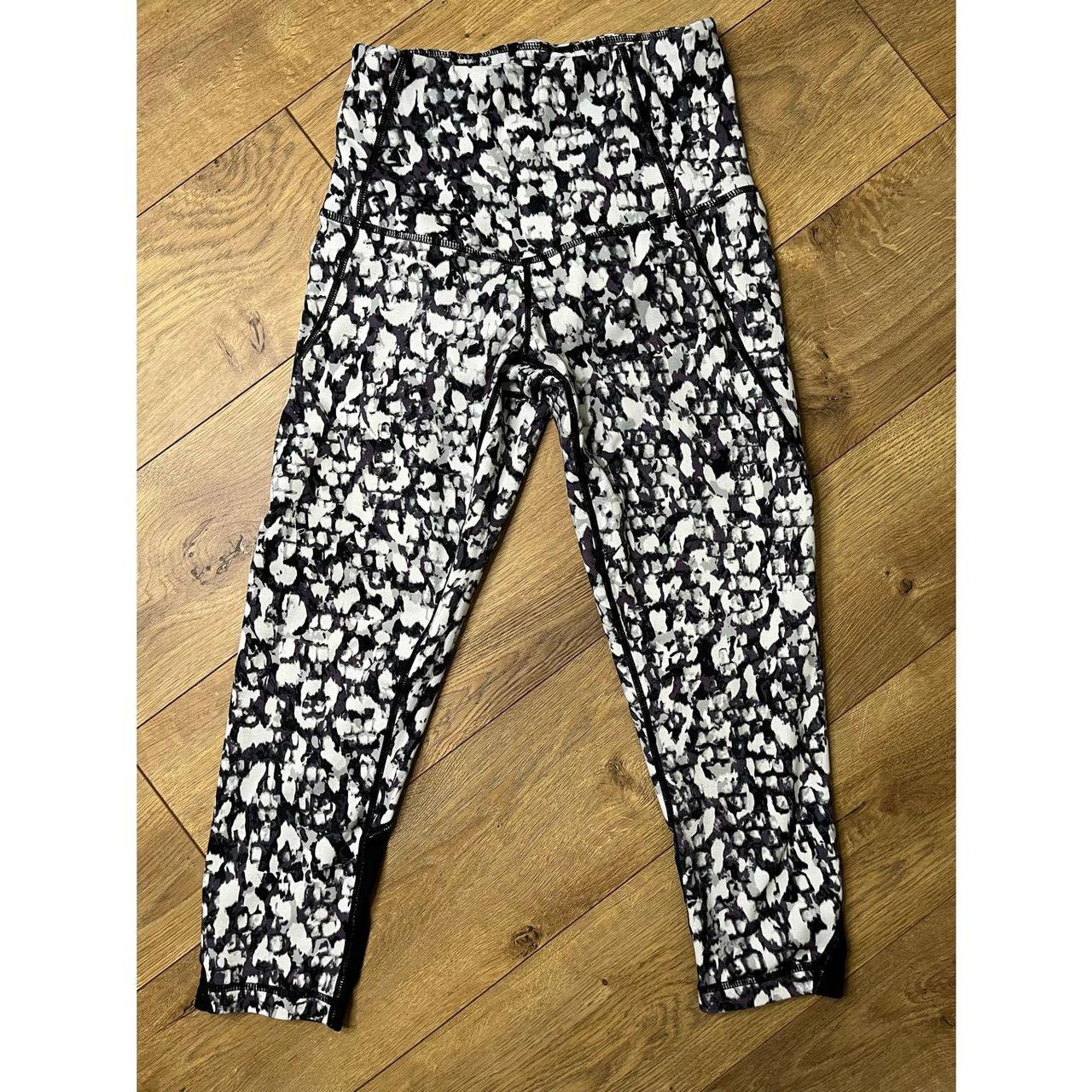 Product Image 1 - Women’s Zella Black and White