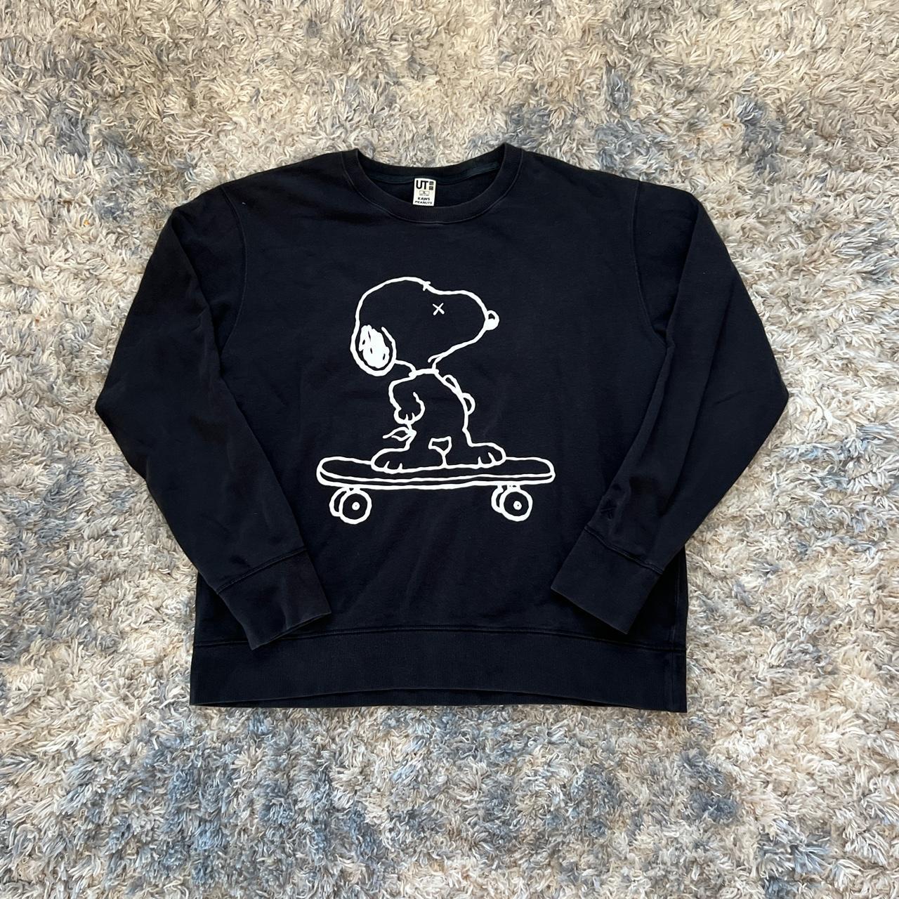 Kaws x Peanut UNIQLO Crewneck Size XL L 26.5 P Depop