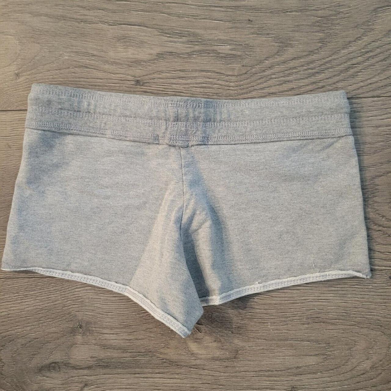 XXI Women's Grey Shorts (4)