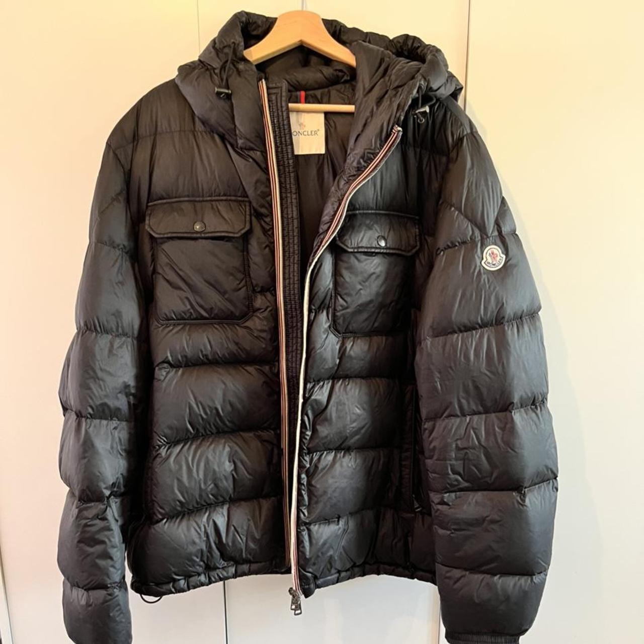 Mens Moncler Puffer Jacket. Black. - Depop