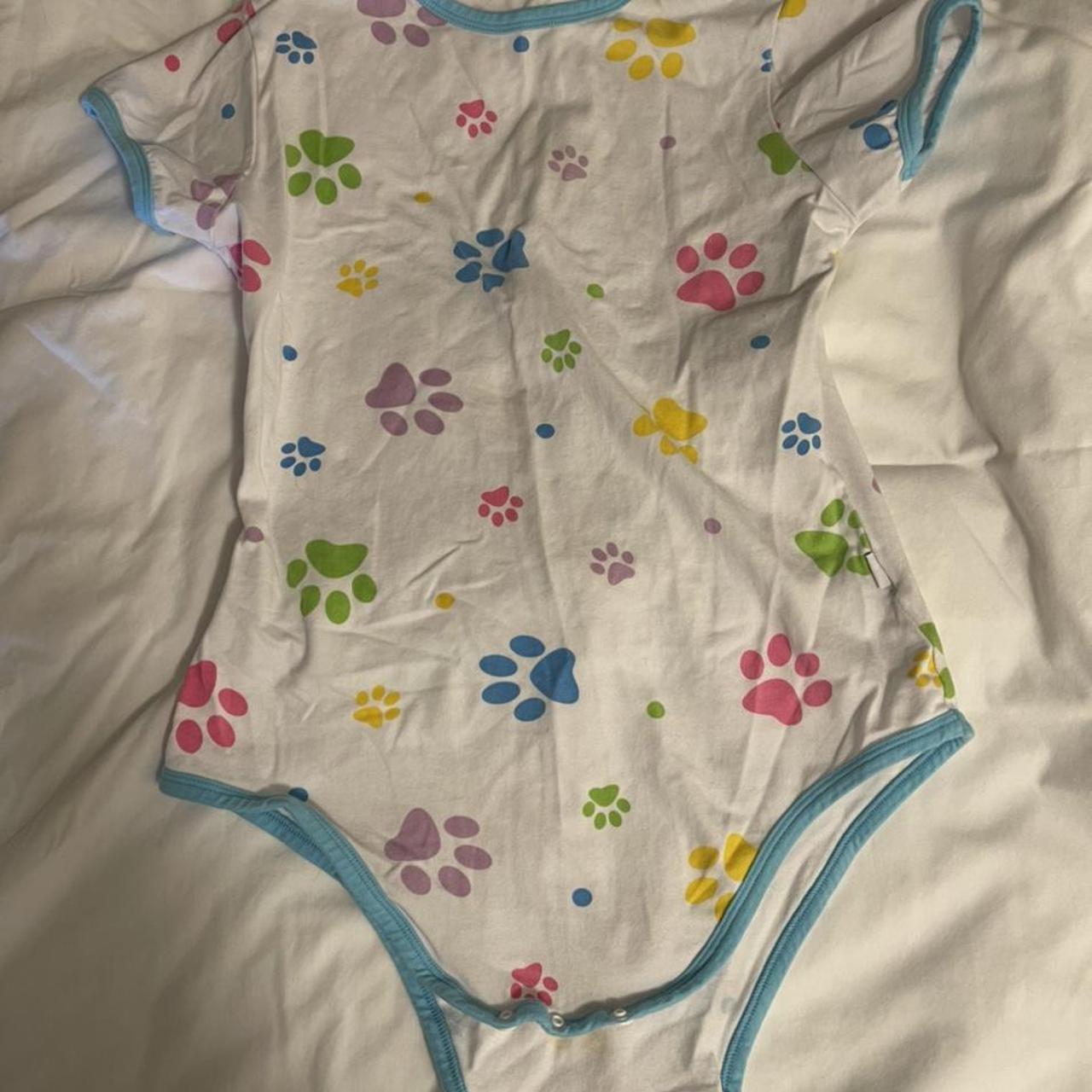 Littleforbig paw print onesie, like new. Doesn’t... Depop