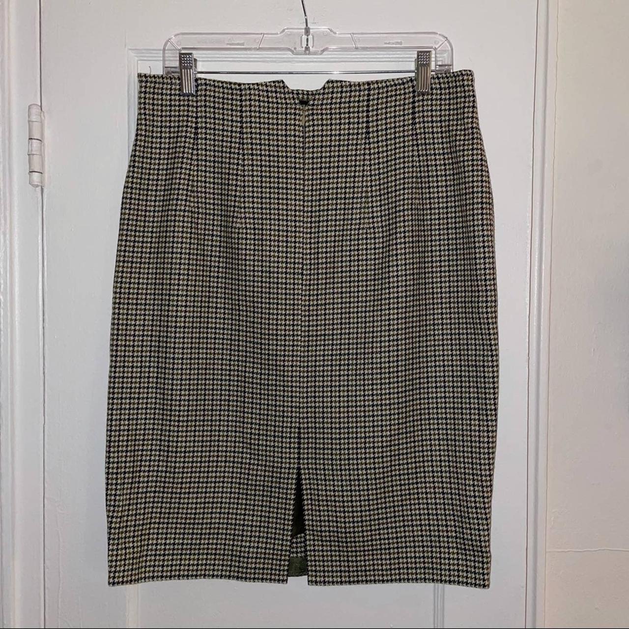 Thick skirt with a lining. Virgin wool and cashmere.... - Depop