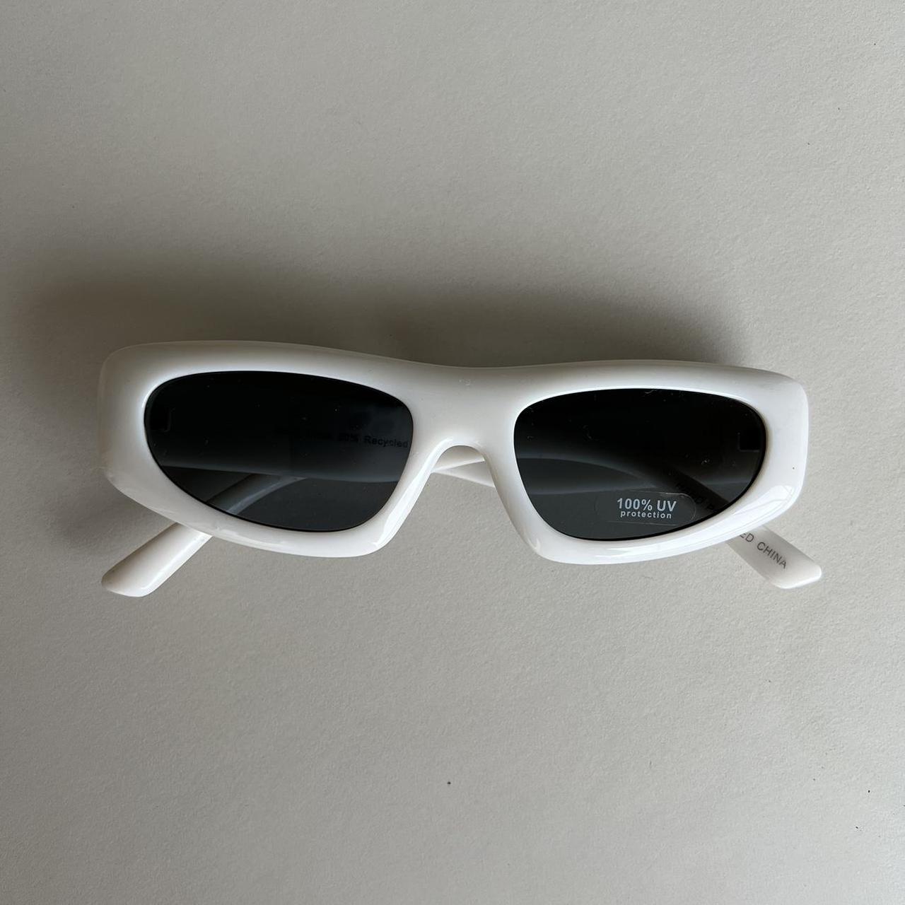 White chunky sunglasses - Depop