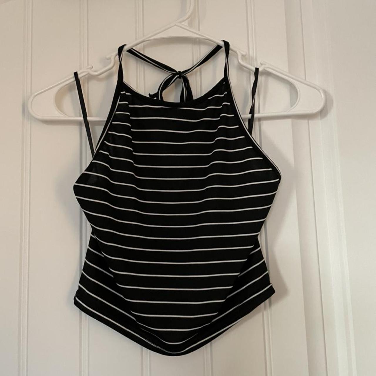 SHEIN Women's Black and White Crop-top | Depop