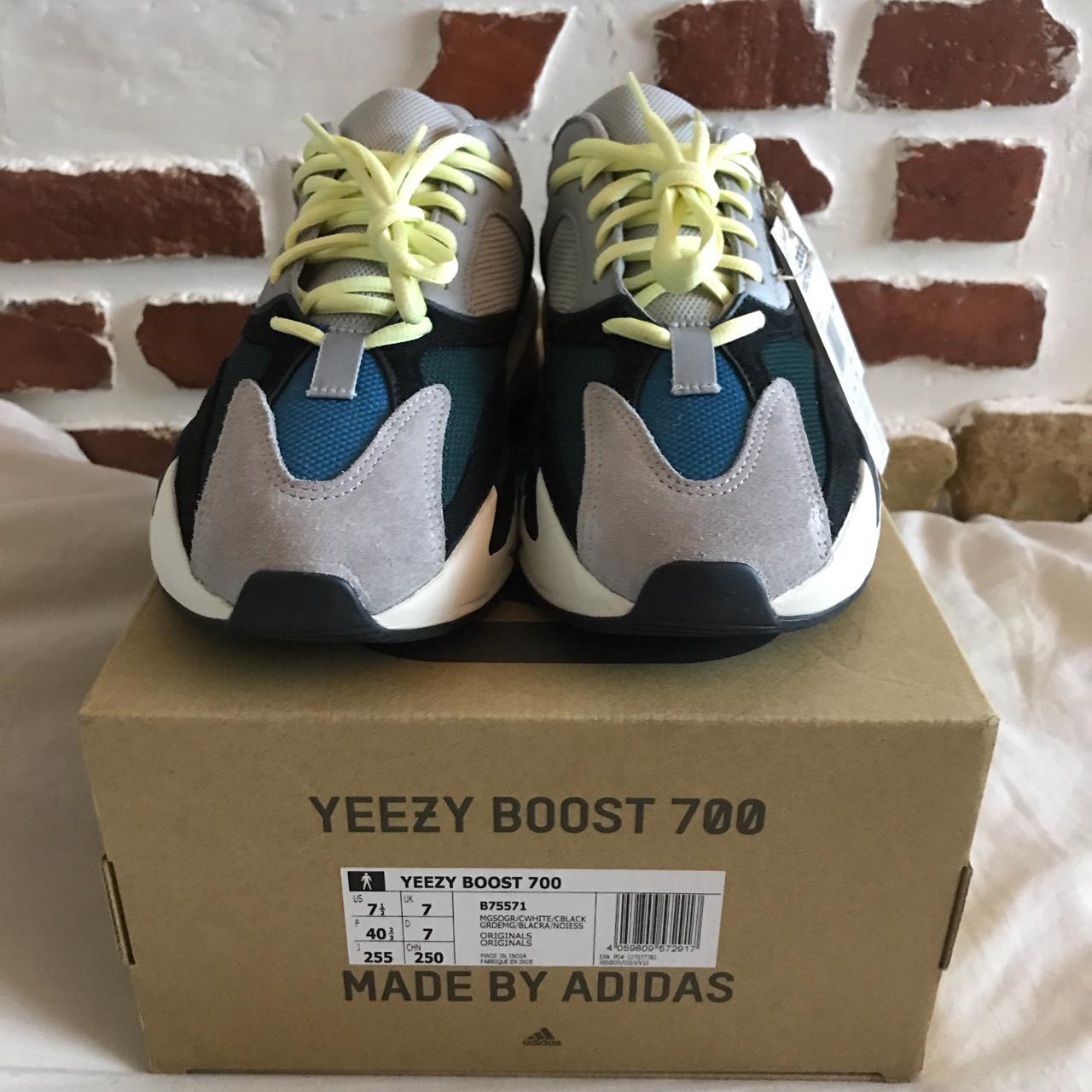 wave runner 700 size 7