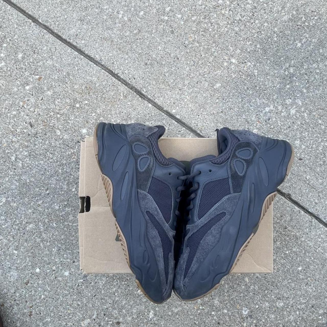 buy yeezy 700 utility black