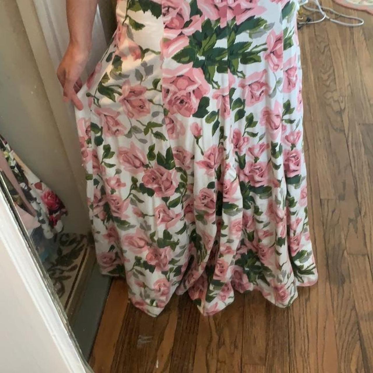 VINTAGE BETSEY JOHNSON PINK ROSES MAXI BODYCON... - Depop