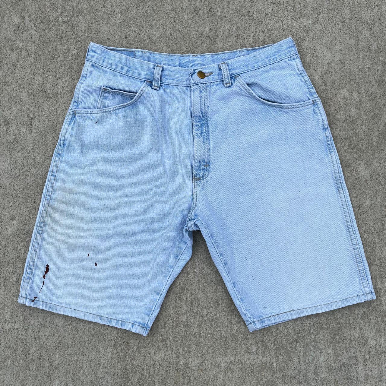 Wrangler Men's Blue and White Shorts Depop