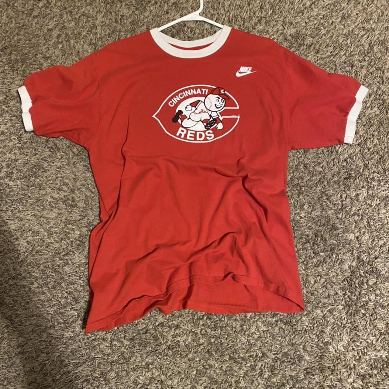 y2k 2006 Cincinnati reds Nike shirt Size - Depop