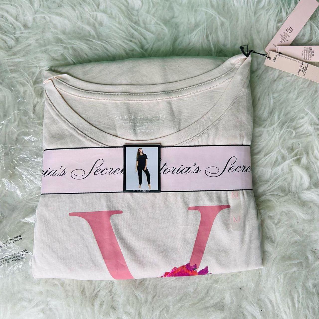 Are Victoria Secret And Pink The Same Size Victoria’s Secret pink the lounge set pjs pink size... - Depop