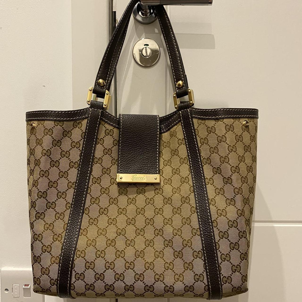 Gucci vintage lady web supreme gg canvas tote •... - Depop