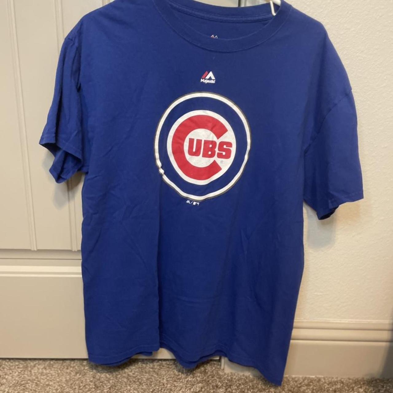 Majestic Chicago Cubs T-Shirt Size Large *MESSAGE - Depop