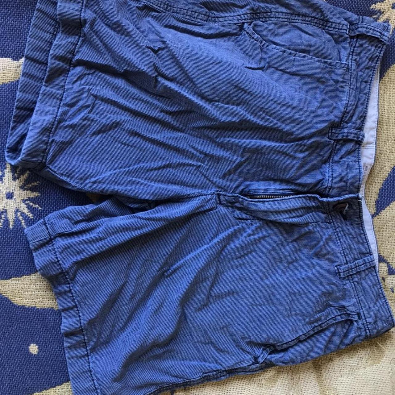 Hollister beach prep fit shorts size 31. Used but. Depop