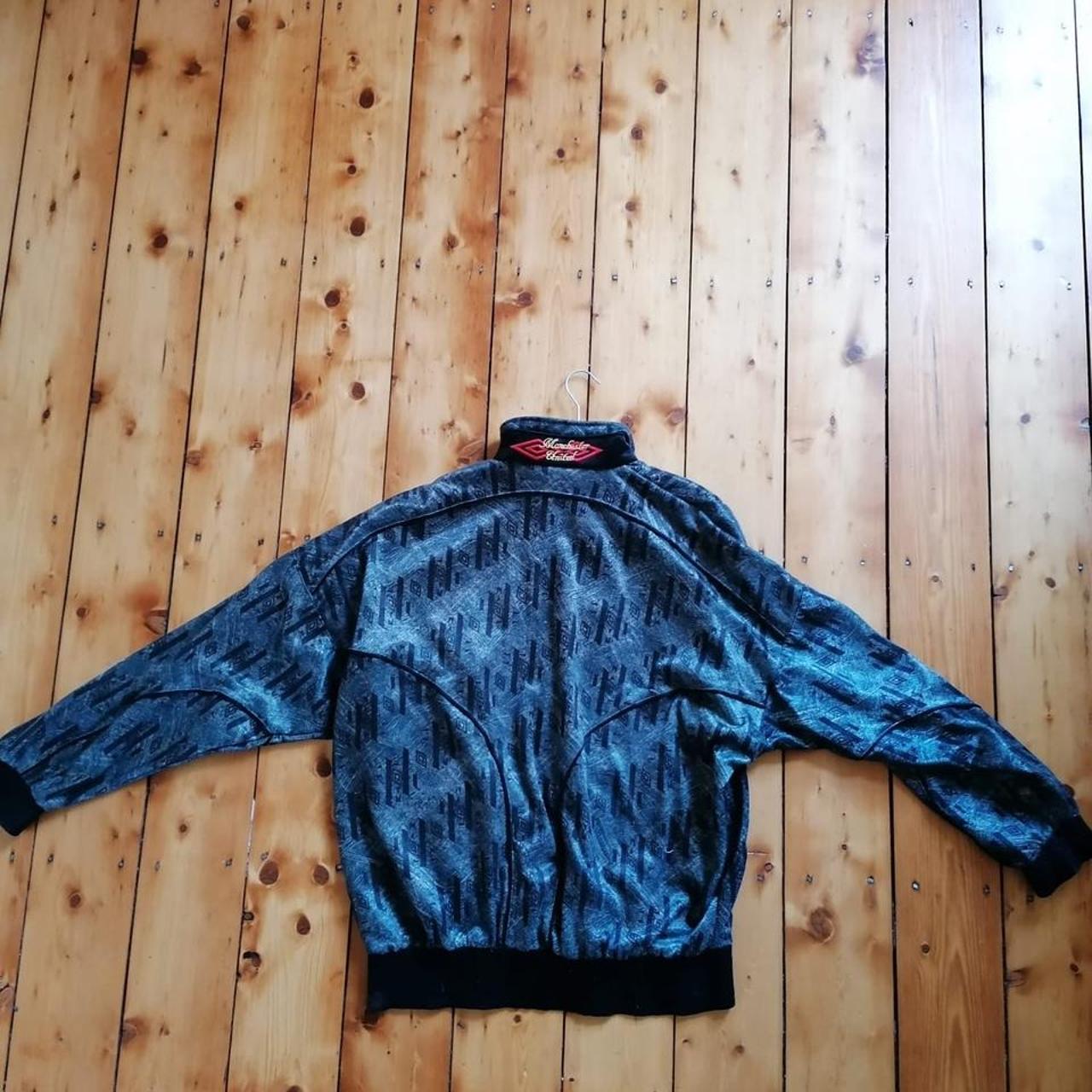 VINTAGE MANCHESTER UNITED 199294 BENCH TRACK JACKET... Depop