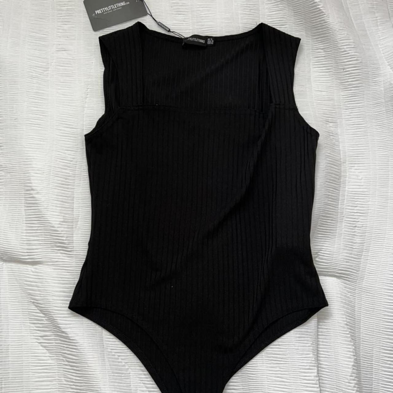 Black Bodysuit With Square Neckline - Depop