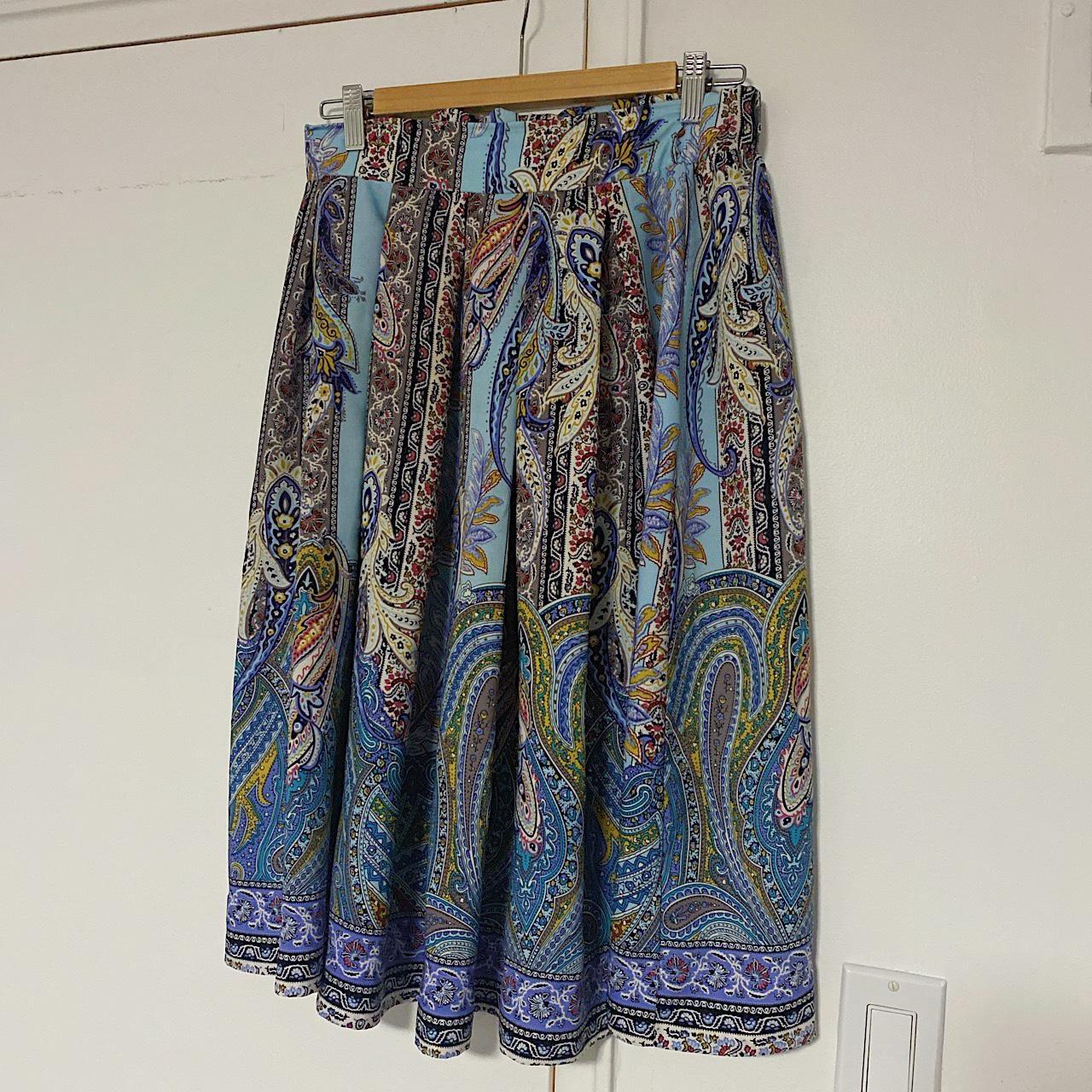 Below the knee paisley skirt with elastic waistband.... - Depop